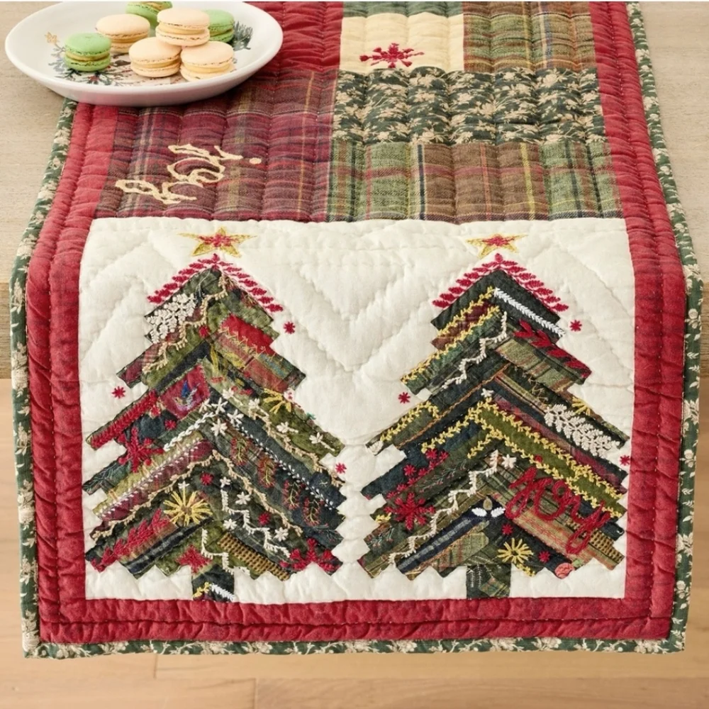 Pottery Barn Holiday Embroidered Cotton Table Runner Christmas 3443752